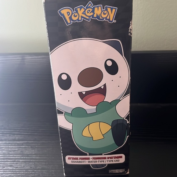 Pokemon Oshawott Figurine - Picture 4 of 4
